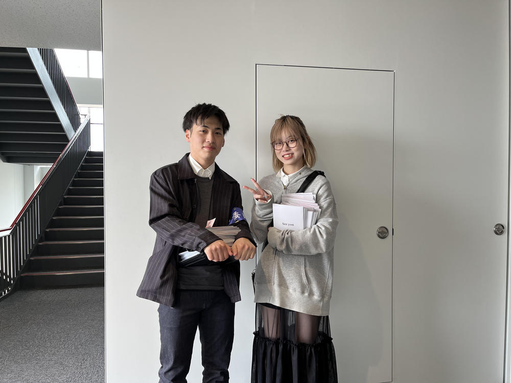 先輩学生２名.jpg